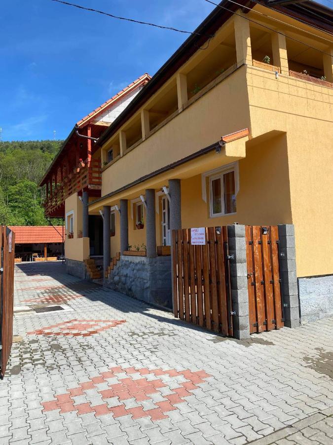 Rajni Panzio Hotel Parajd Kültér fotó