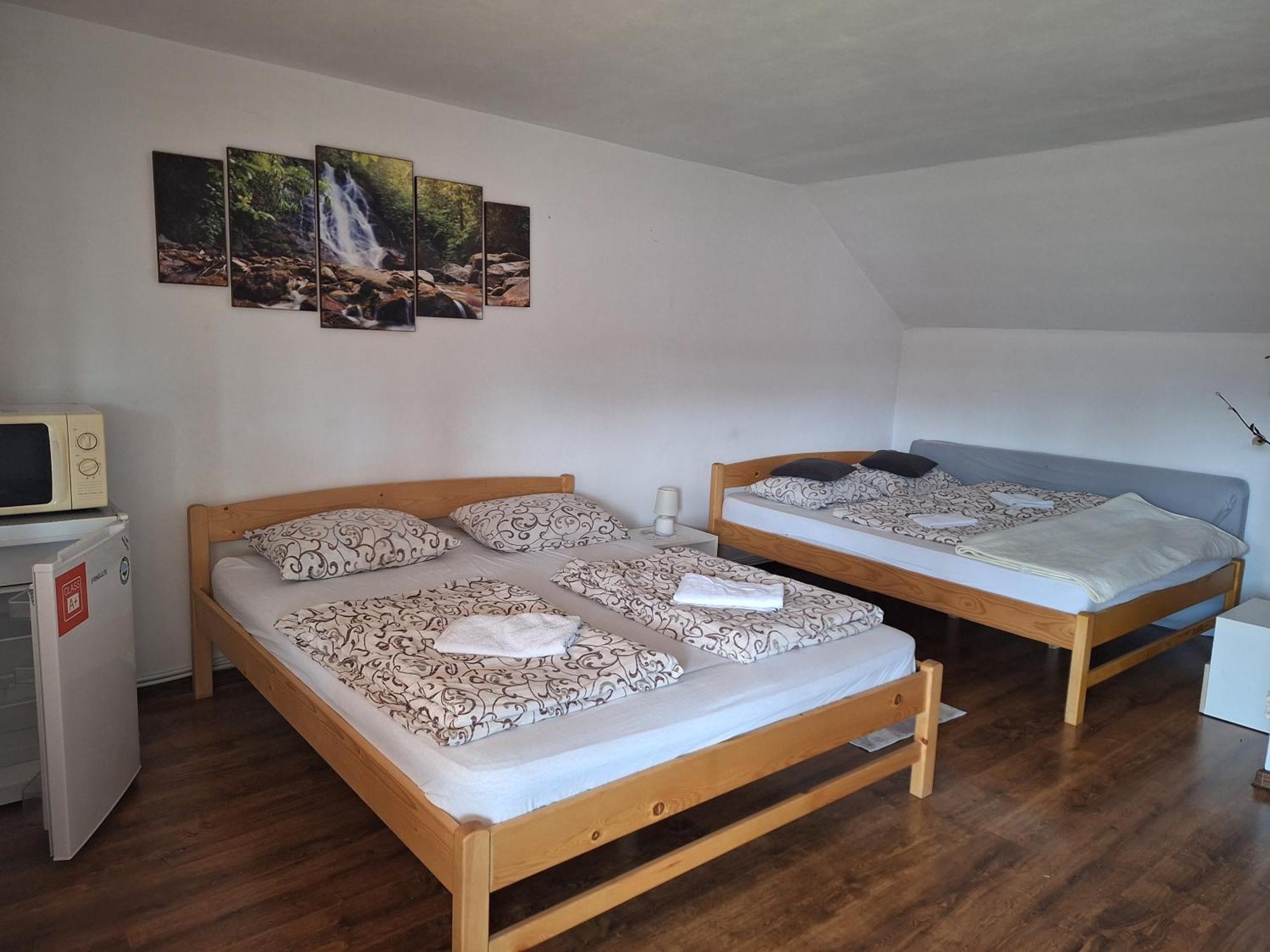 Rajni Panzio Hotel Parajd Kültér fotó